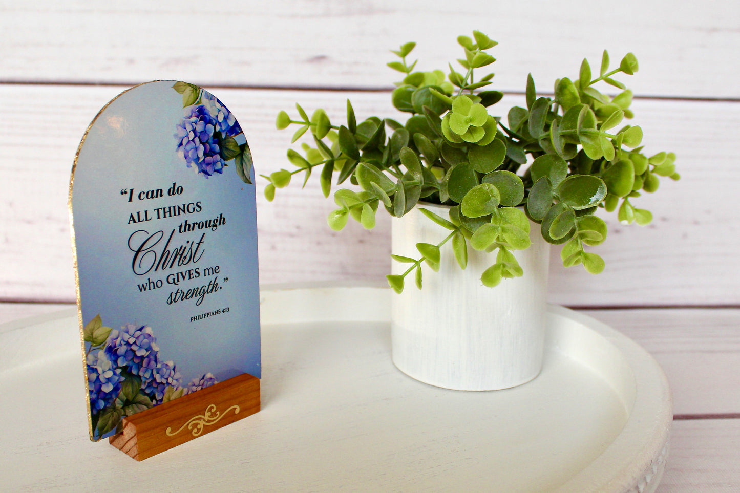 “I Can Do All Things Through Christ" Devotional Arch